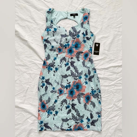 Guess Light Blue Lace Embroidered Sheath Dress | Sweetheart Neckline | Size 4 - Picture 4 of 17